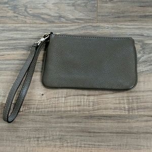 Michael Kors Bags - Micheal kors wristlet Michael Kors Bags - Micheal kors wristlet